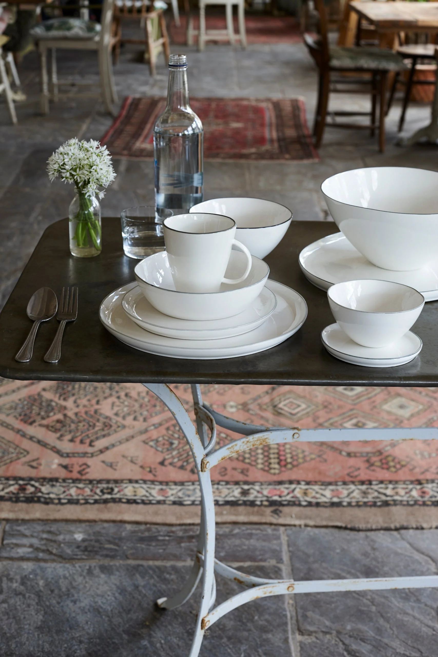Abbesses Large Bowl Grey Rim - Set of 2 - Image 3