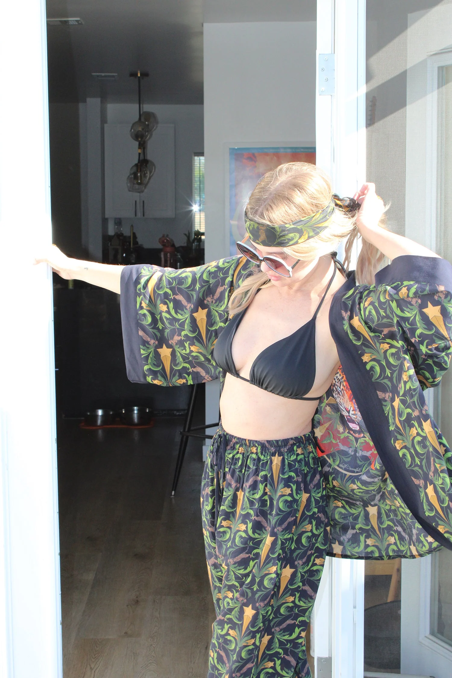 Henelle Lounge Jacket - Image 9